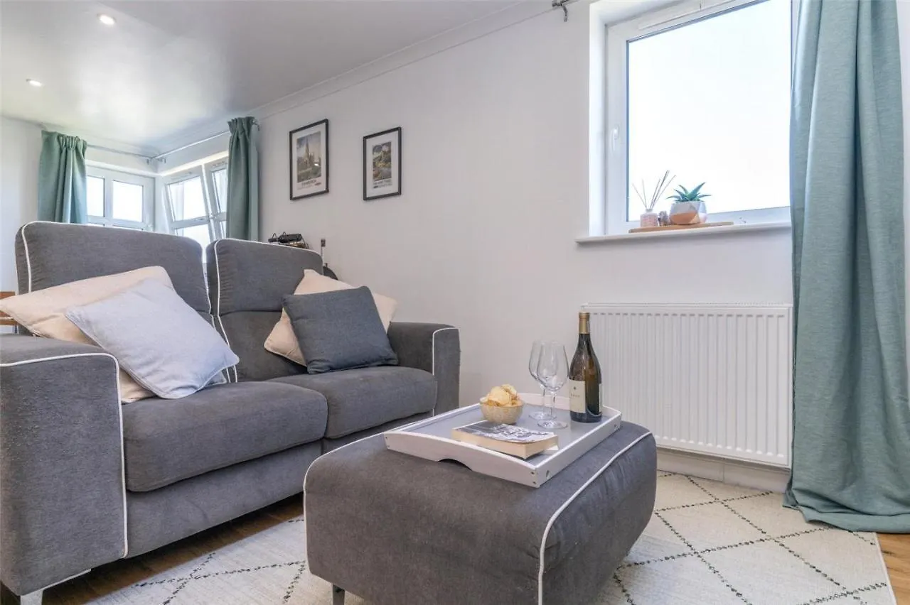 Homestay The Spectrum Edinburgh